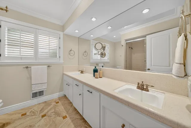 $3,995,888 | 13010 Glen Brae Drive, Saratoga, CA 95070