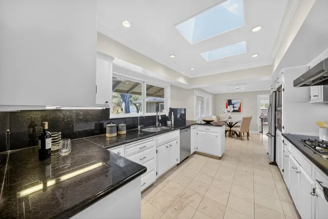 $3,995,888 | 13010 Glen Brae Drive, Saratoga, CA 95070