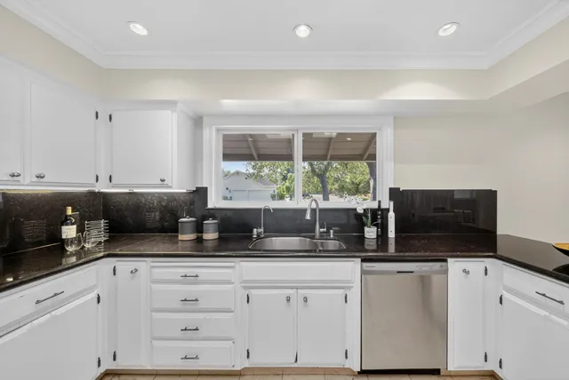 $3,995,888 | 13010 Glen Brae Drive, Saratoga, CA 95070