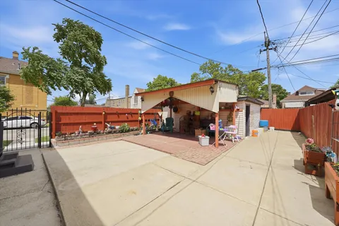 $360,000 | 5401 South Richmond Street, Chicago, IL 60632