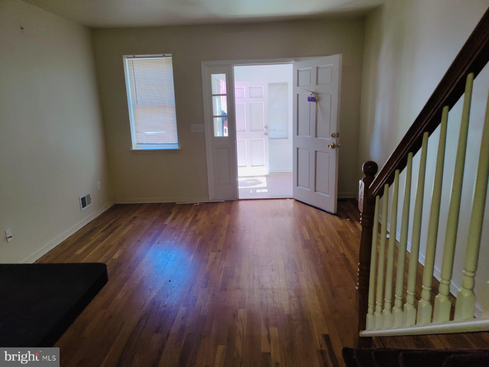 1290 South Merrimac Road Camden, NJ 08104 - Photo 2 of 6