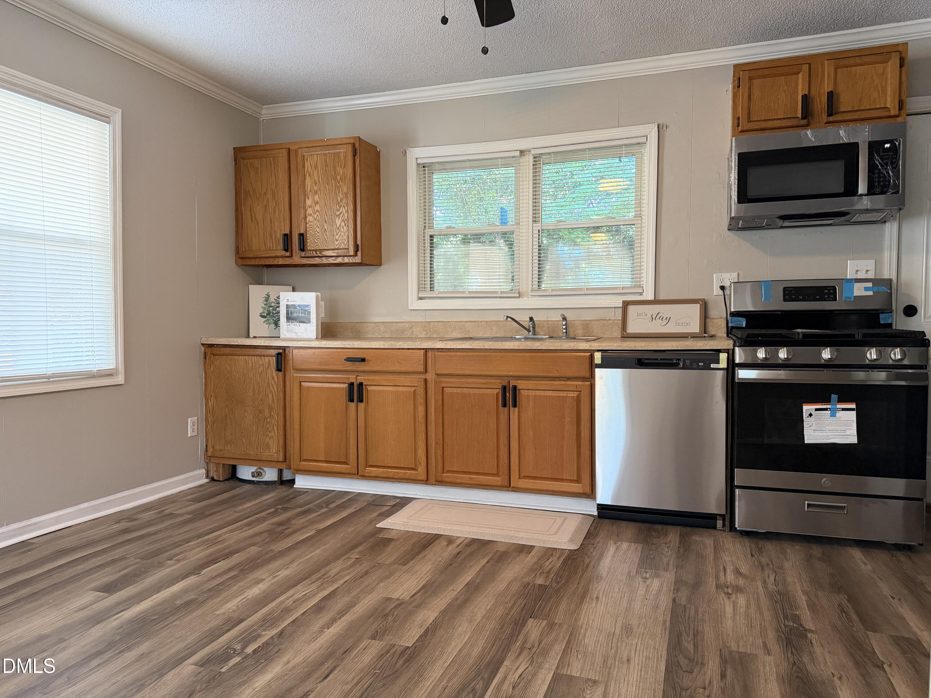 122 South 5th Street Spring Lake, NC 28390 - Photo 8 of 16 8. Kitchen