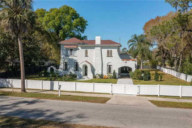 $550,000 | 409 21st Street Southwest, Winter Haven, FL 33880