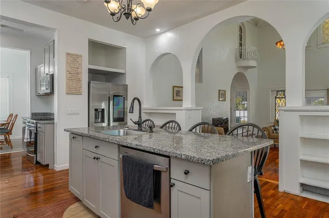 $550,000 | 409 21st Street Southwest, Winter Haven, FL 33880