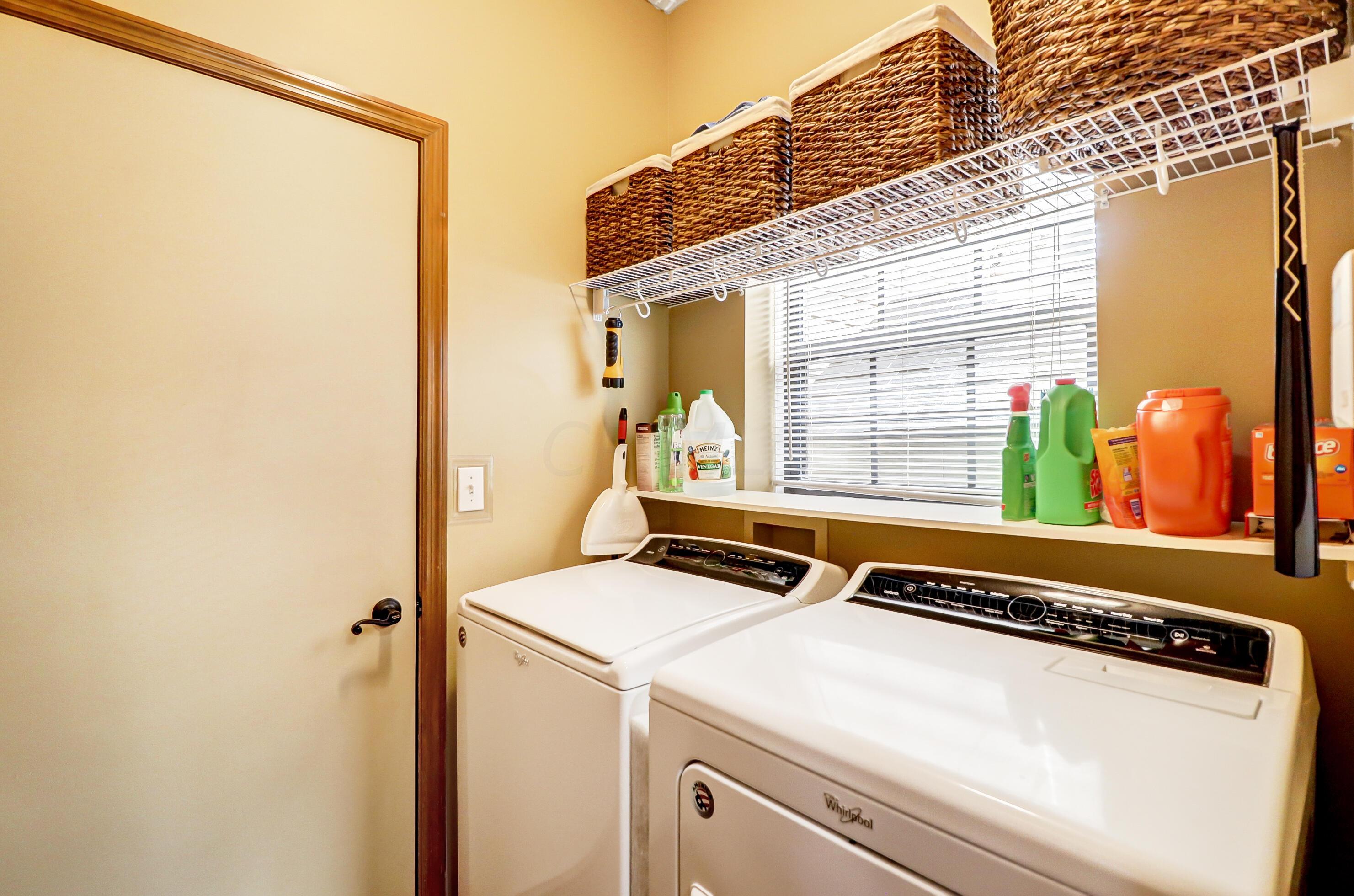 2376 Willis Road Dublin, OH 43016 - Photo 21 of 40 1st Floor Laundry