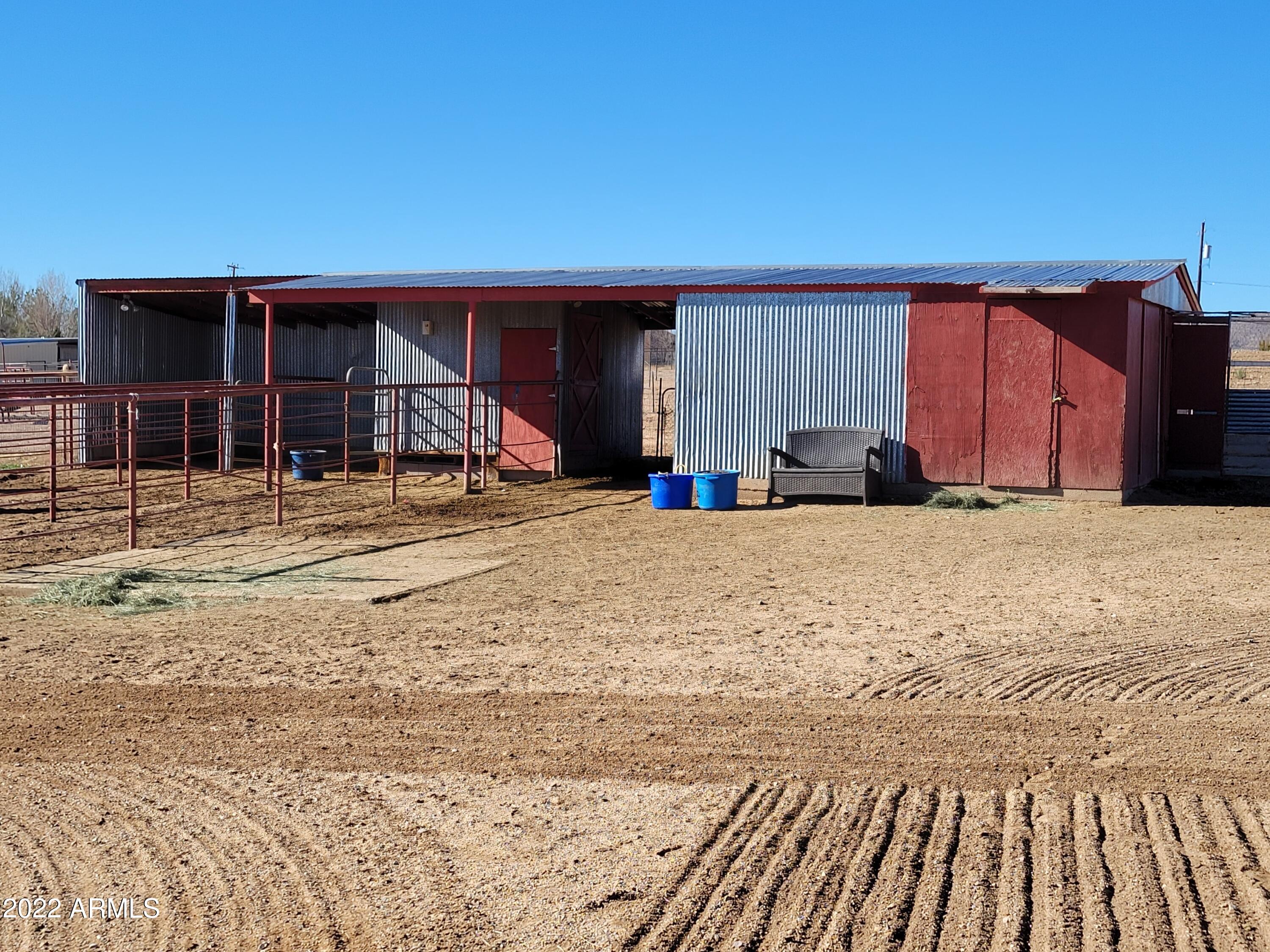 1923 West Bumblebee Road Chino Valley, AZ 86323 - Photo 26 of 34 BARN (2)