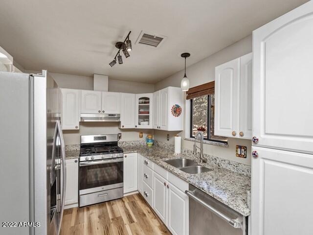 1923 West Bumblebee Road Chino Valley, AZ 86323 - Photo 8 of 34 008_Kitchen