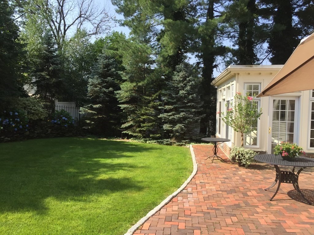 32 Pickwick Road Newton, MA 02465 - Photo 27 of 34