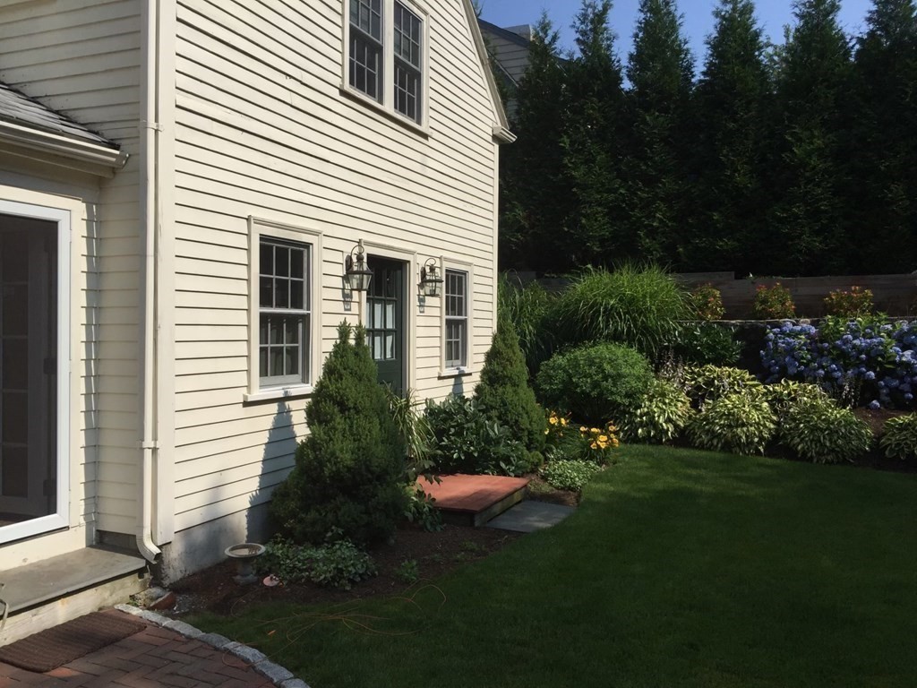 32 Pickwick Road Newton, MA 02465 - Photo 30 of 34