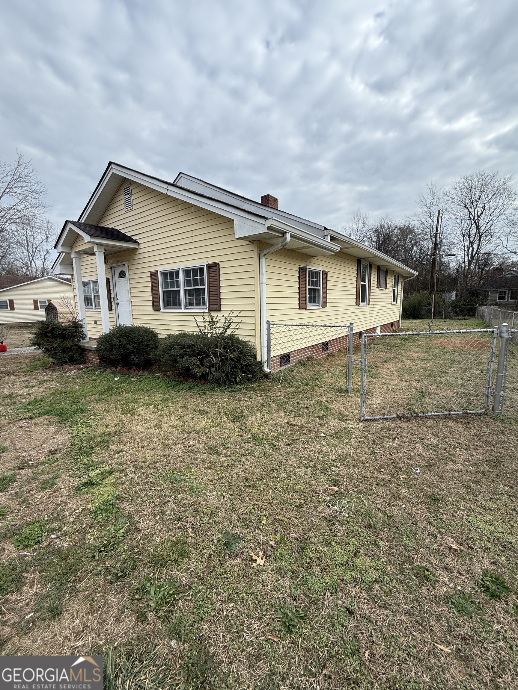 75 3rd Shannon Street Northeast Rome, GA 30161 - Photo 3 of 14 a house view with a backyard space