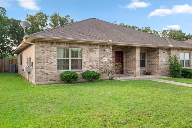 $1,800 | 4451 Reveille Road, College Station, TX 77845