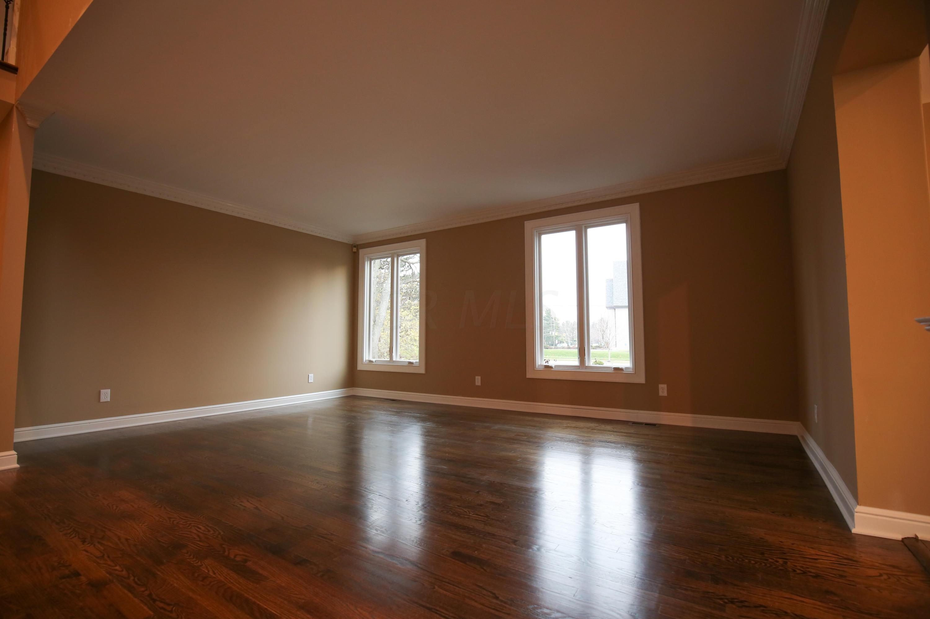 1850 McCoy Road Columbus, OH 43220 - Photo 13 of 54 Gallery Image 13