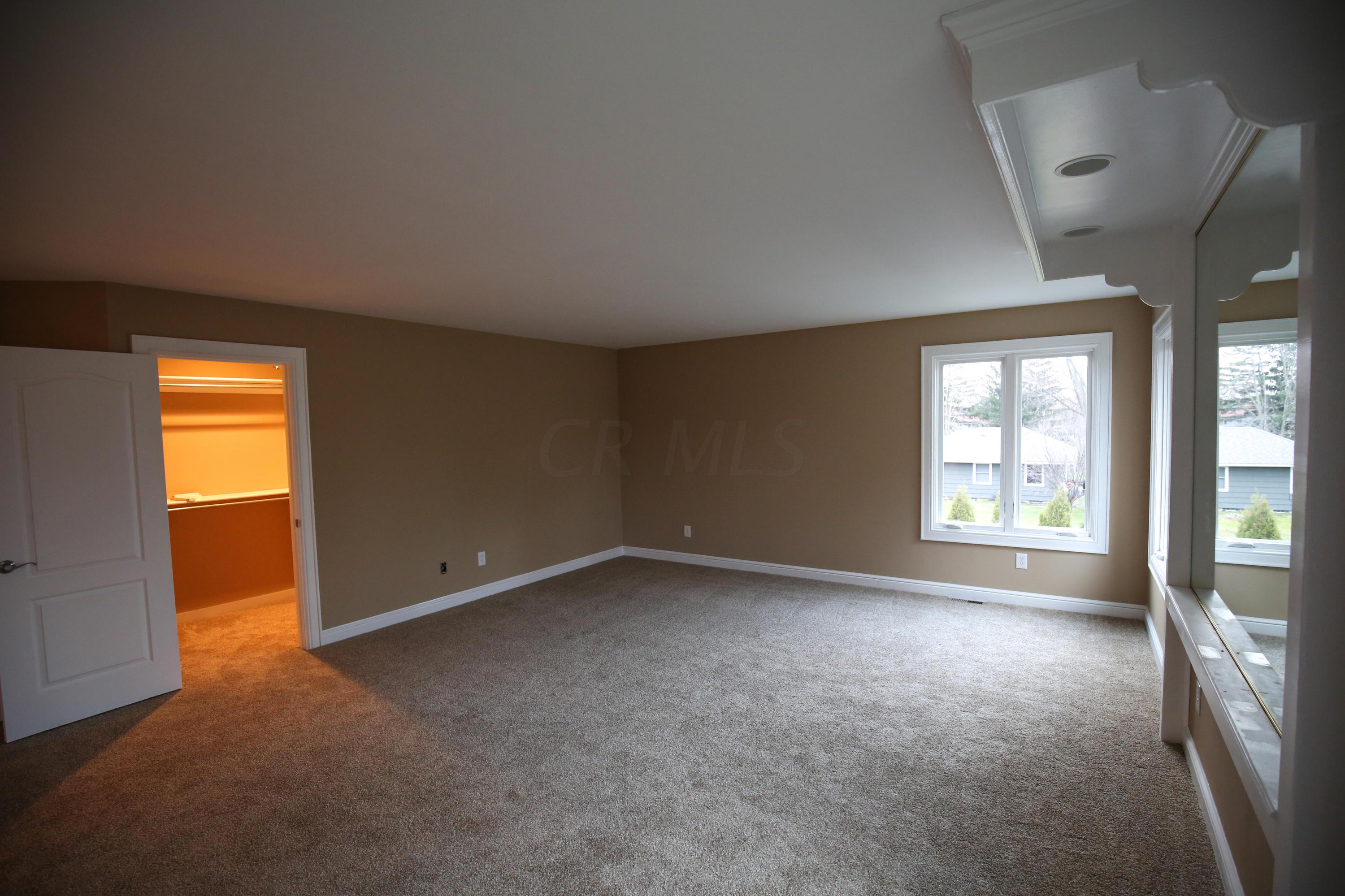 1850 McCoy Road Columbus, OH 43220 - Photo 29 of 54 Gallery Image 29