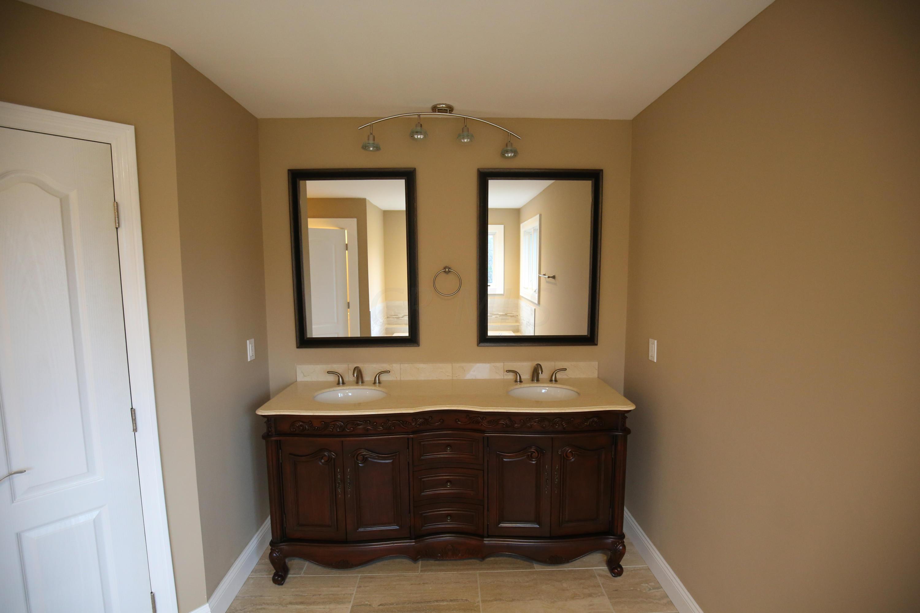 1850 McCoy Road Columbus, OH 43220 - Photo 35 of 54 Gallery Image 35