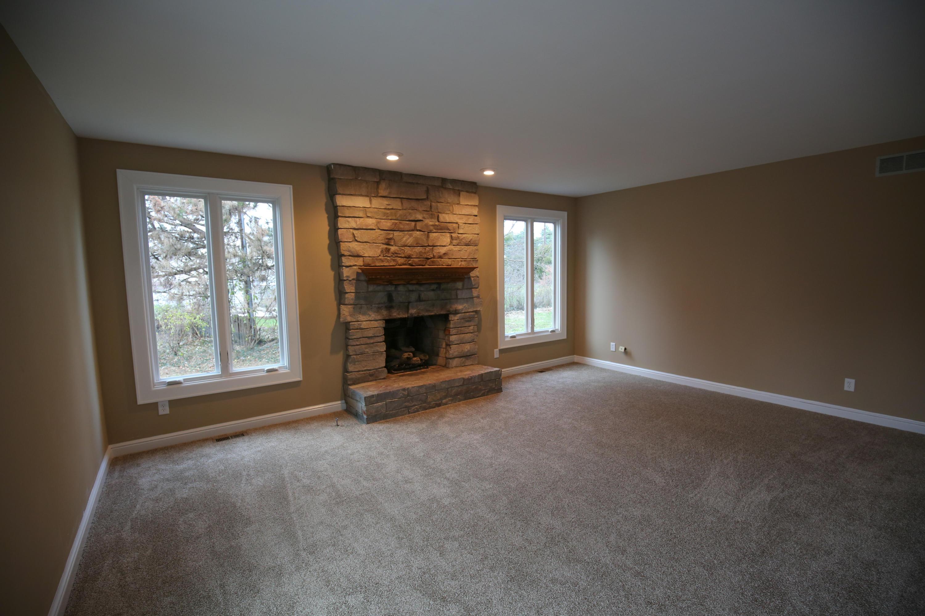 1850 McCoy Road Columbus, OH 43220 - Photo 8 of 54 Gallery Image 8