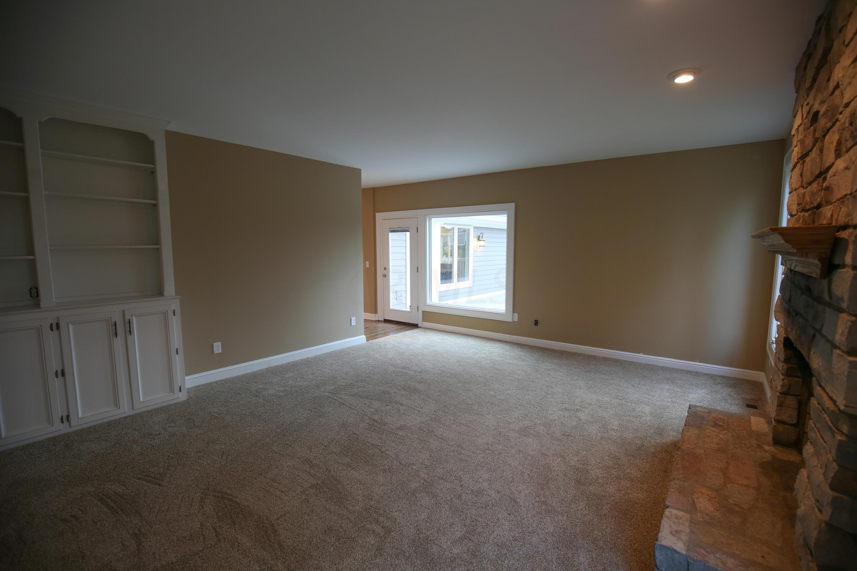 1850 McCoy Road Columbus, OH 43220 - Photo 9 of 54 Gallery Image 9