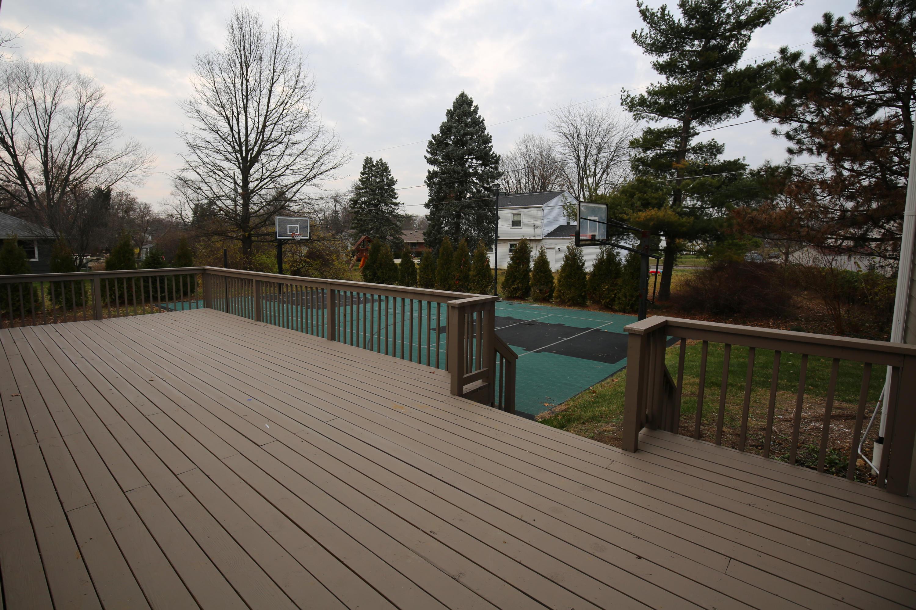 1850 McCoy Road Columbus, OH 43220 - Photo 10 of 54 Gallery Image 10