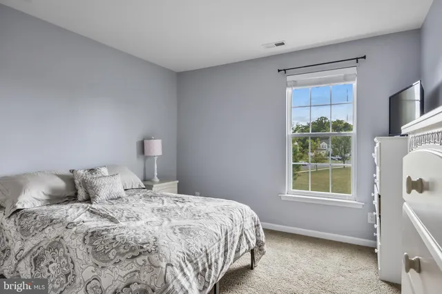 $665,000 | 400 Szypulski Lane, Florence, NJ 08518