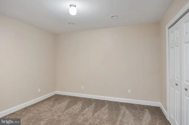 $665,000 | 400 Szypulski Lane, Florence, NJ 08518