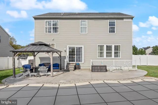 $665,000 | 400 Szypulski Lane, Florence, NJ 08518