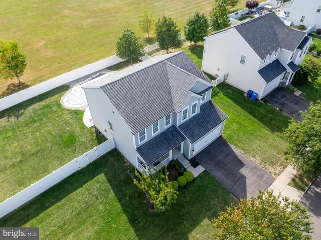 $665,000 | 400 Szypulski Lane, Florence, NJ 08518