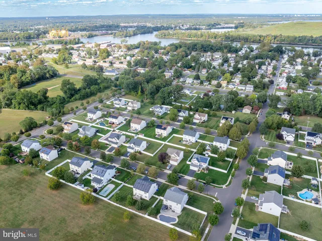 $665,000 | 400 Szypulski Lane, Florence, NJ 08518