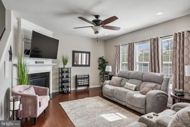 $665,000 | 400 Szypulski Lane, Florence, NJ 08518