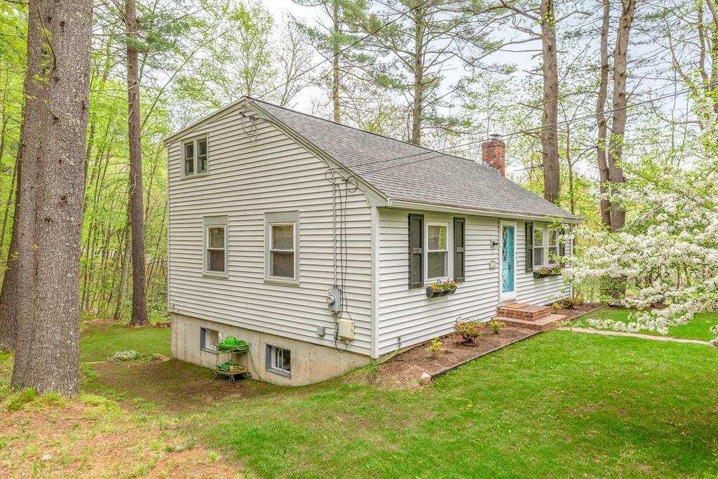 175 Old Bolton Road Stow, MA 01775 - Photo 4 of 32
