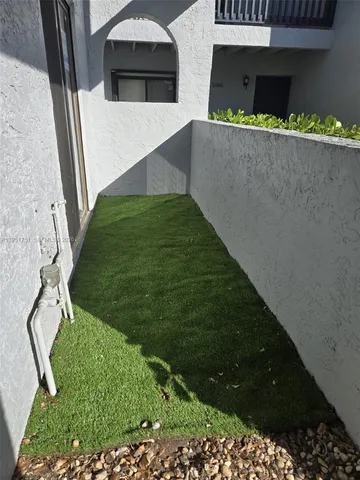 $2,250 | 10301 Northwest 33rd Street, Unit 12, Coral Springs, FL 33065