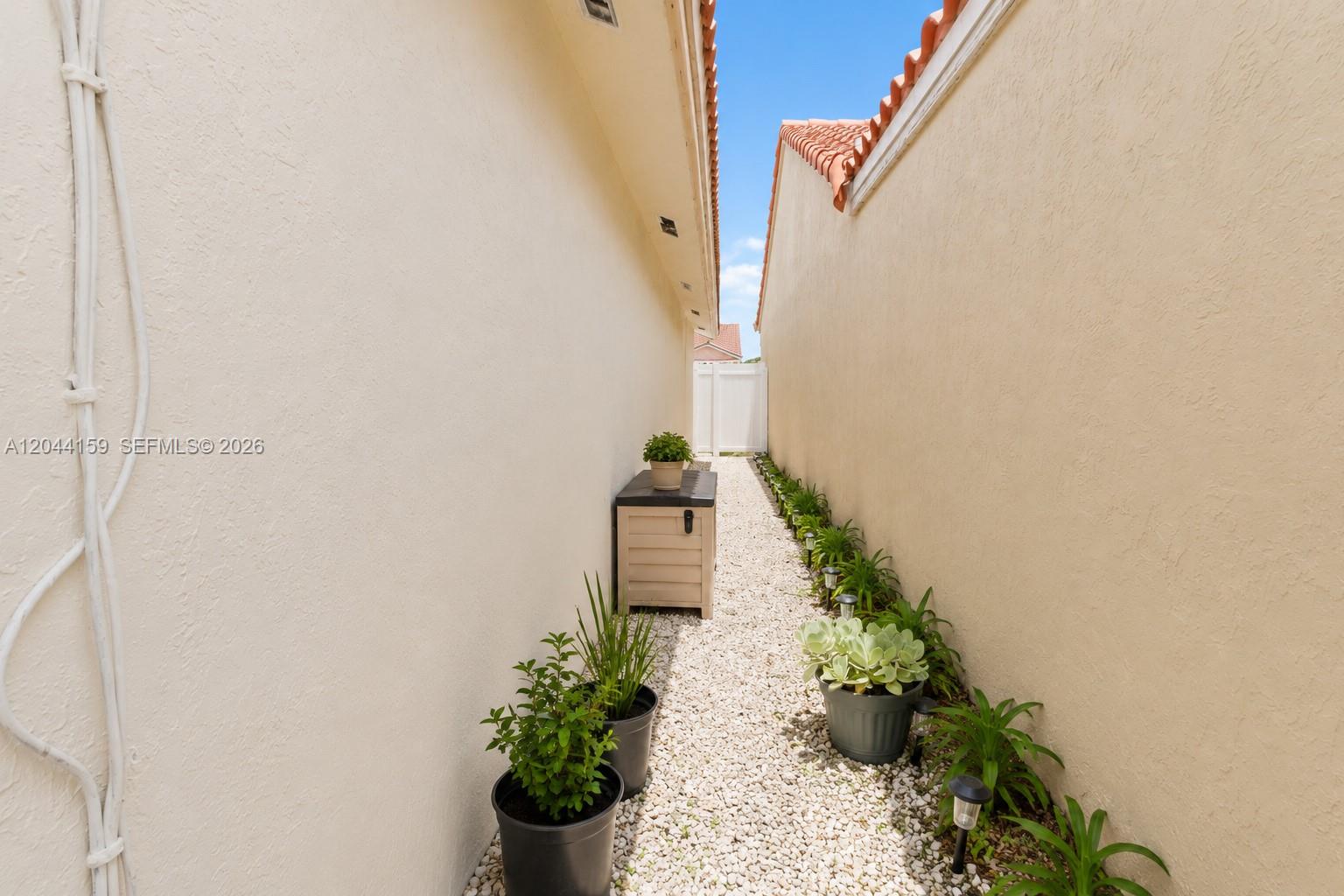 7232 West 29th Way Hialeah, FL 33018 - Photo 13 of 19