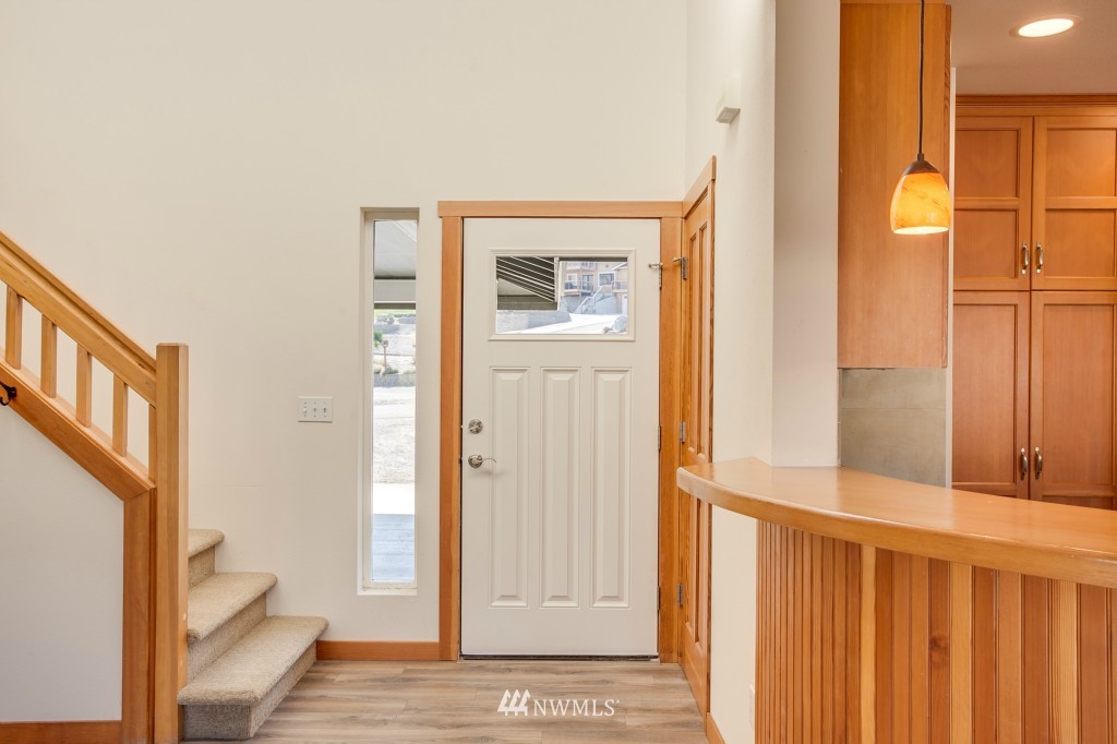 375 Lake Front Road Orondo, WA 98843 - Photo 6 of 24 Gallery Image 6