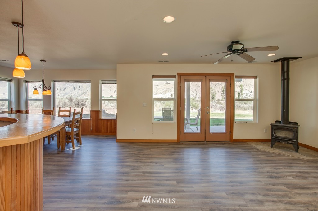 375 Lake Front Road Orondo, WA 98843 - Photo 7 of 24 Gallery Image 7