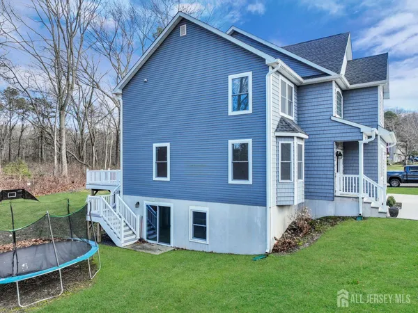 $899,000 | 15 Michelle Avenue, South Amboy, NJ 08879