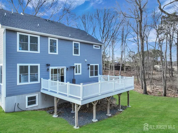 $899,000 | 15 Michelle Avenue, South Amboy, NJ 08879