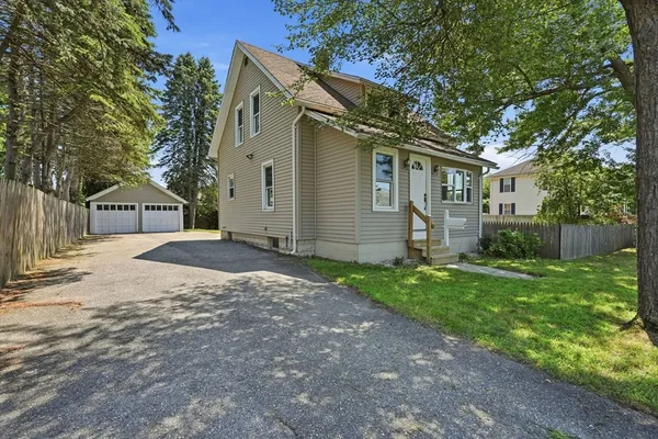 $275,000 | 33 Baltimore Avenue, Chicopee, MA 01020