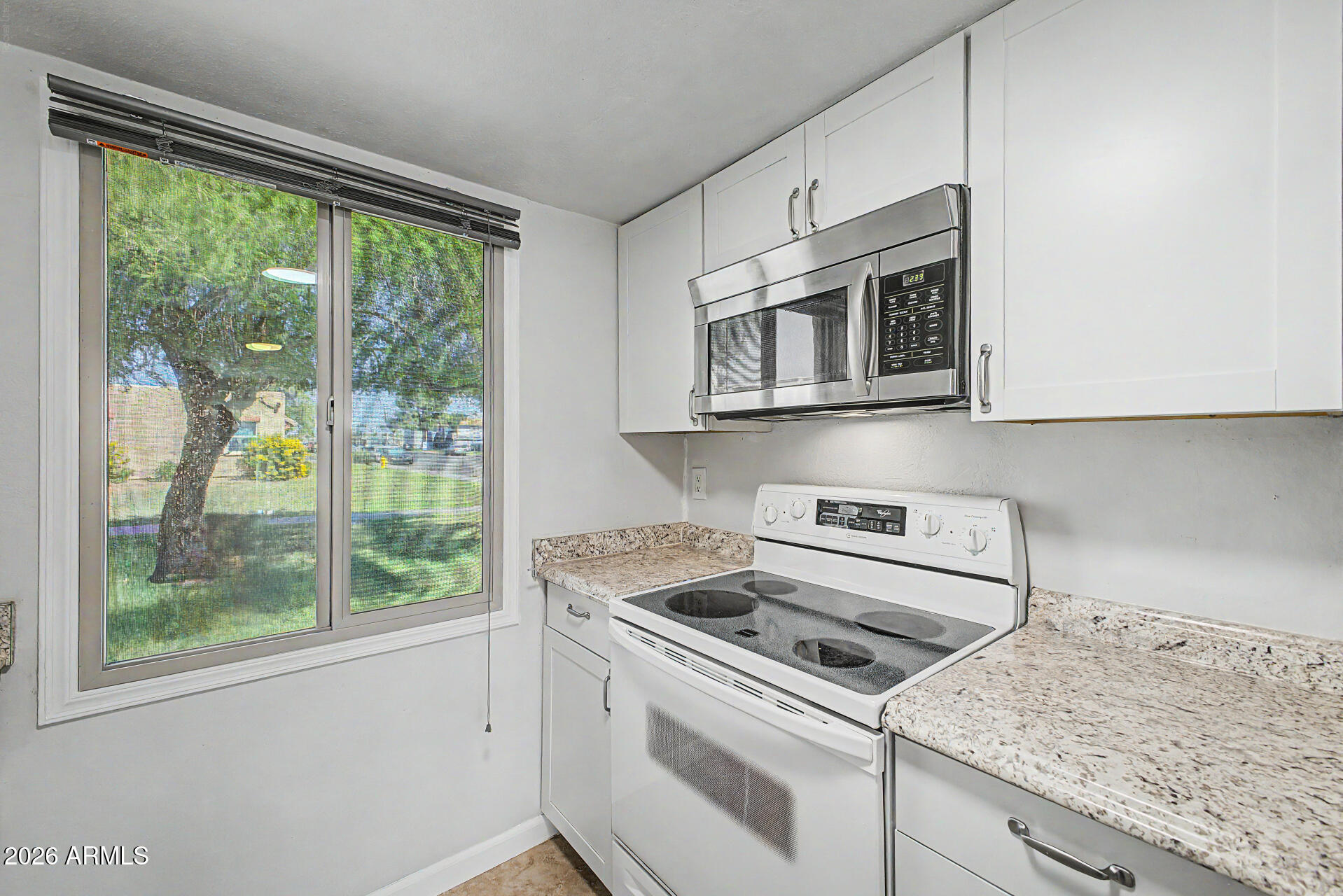 948 South Alma School Road, Unit 79 Mesa, AZ 85210 - Photo 13 of 32 12 - Alma