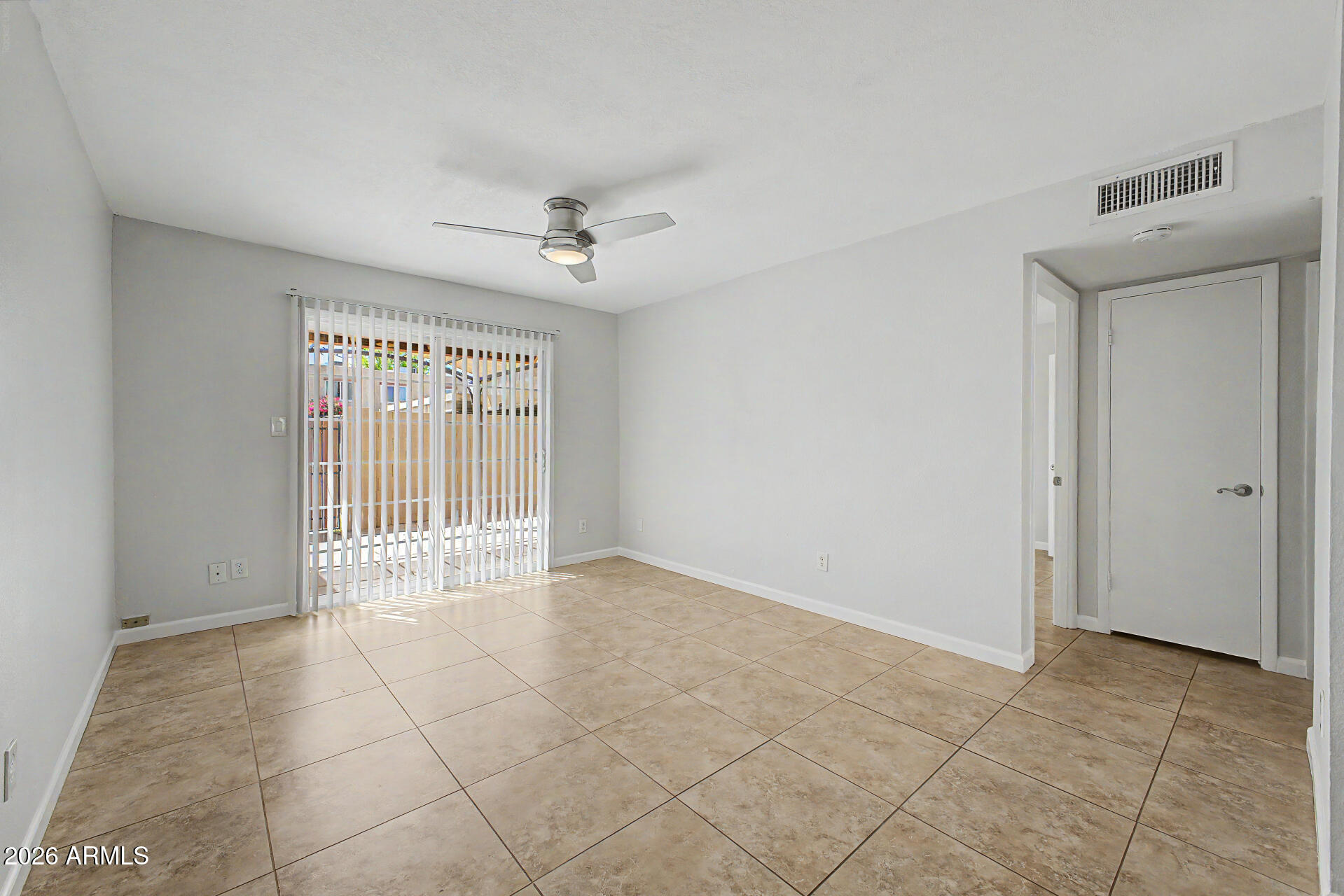 948 South Alma School Road, Unit 79 Mesa, AZ 85210 - Photo 4 of 32 04 - Alma