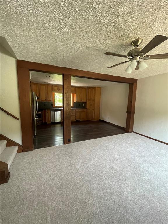 134 Matterhorn Road Monroeville, PA 15146 - Photo 3 of 12 Gallery Image 3