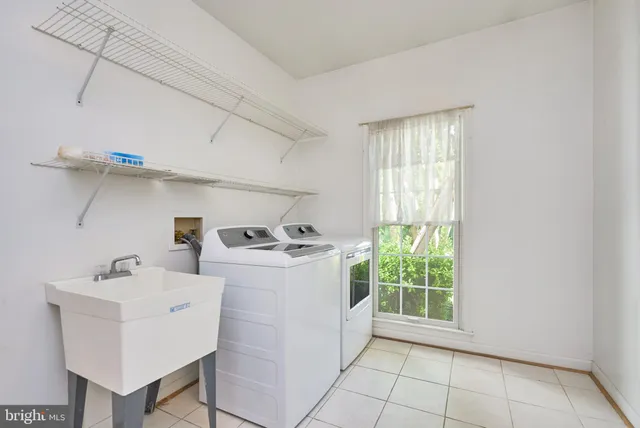 $6,000 | 2 Royal Dominion Court, Bethesda, MD 20817