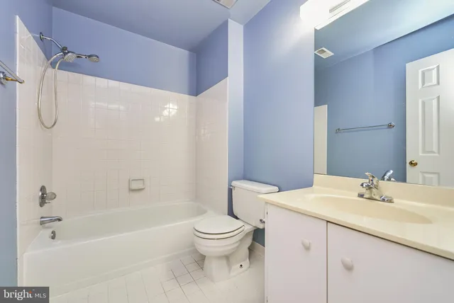 $6,000 | 2 Royal Dominion Court, Bethesda, MD 20817