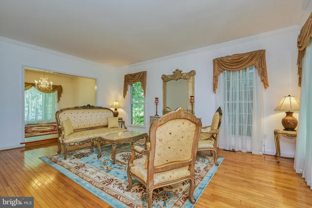 $6,000 | 2 Royal Dominion Court, Bethesda, MD 20817