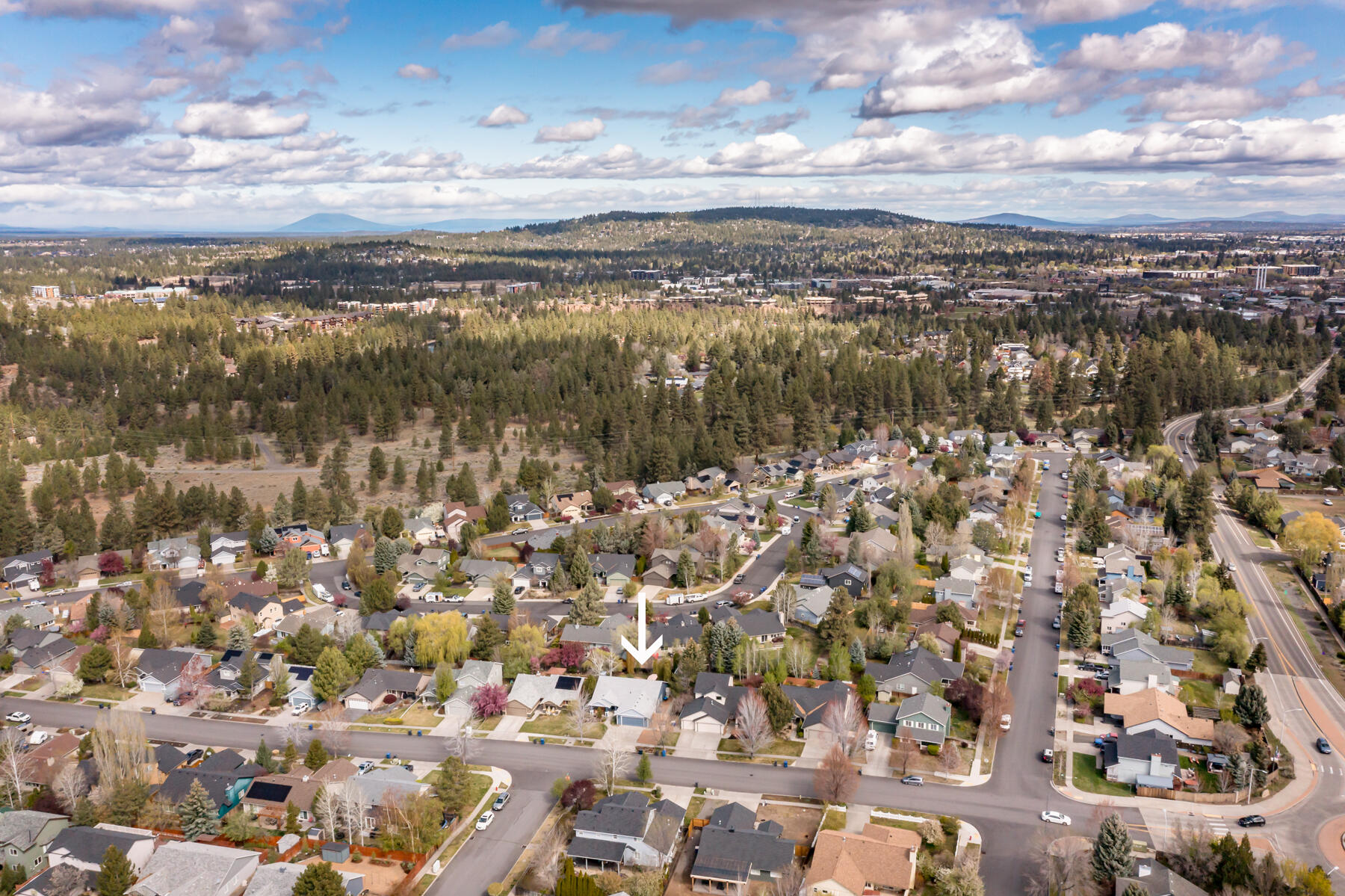 20014 Powers Road Bend, OR 97702 - Photo 37 of 37 DJI_0164