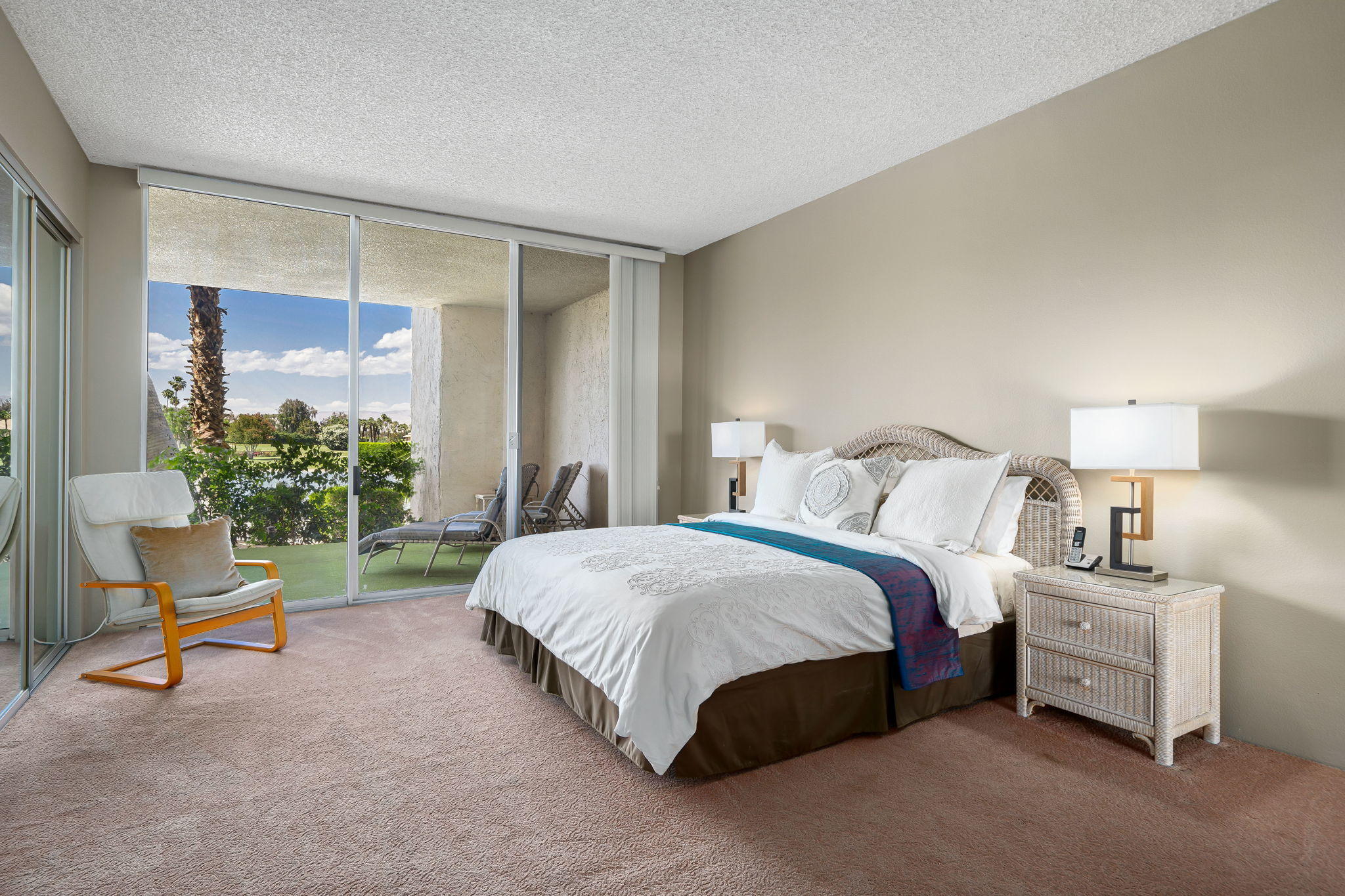 899 Island Drive, Unit 110 Rancho Mirage, CA 92270 - Photo 20 of 34 21-web-or-mls-DMIsland8991100521_021