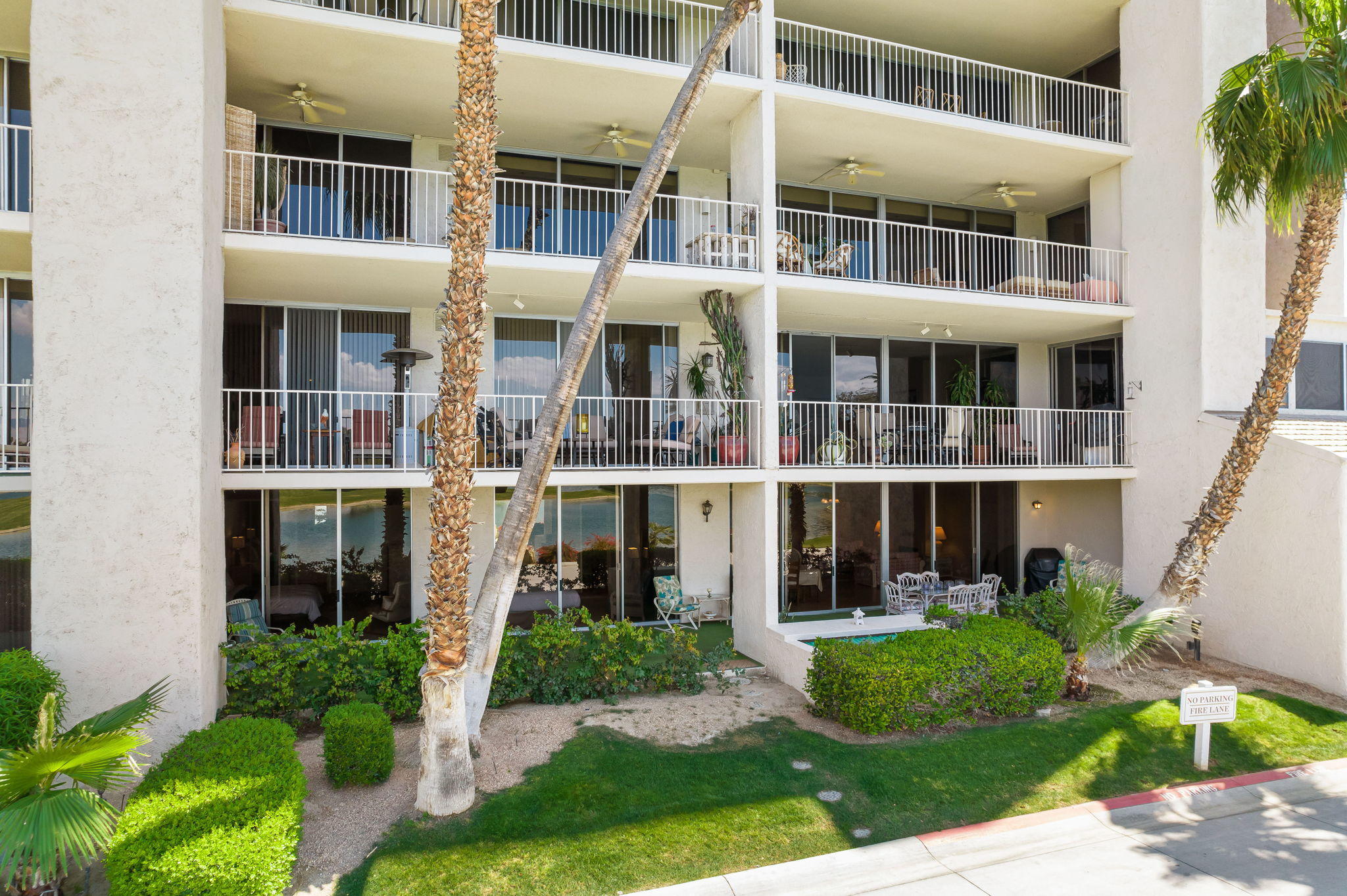 899 Island Drive, Unit 110 Rancho Mirage, CA 92270 - Photo 34 of 34 3-web-or-mls-DMIsland8991100521_003