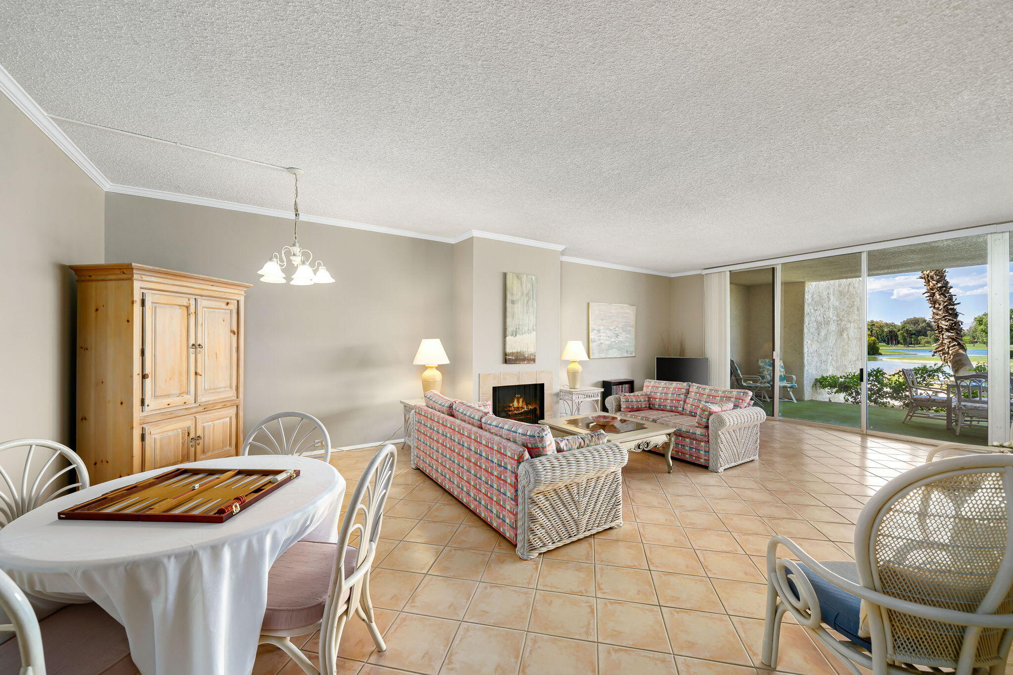 899 Island Drive, Unit 110 Rancho Mirage, CA 92270 - Photo 7 of 34 6-web-or-mls-DMIsland8991100521_006