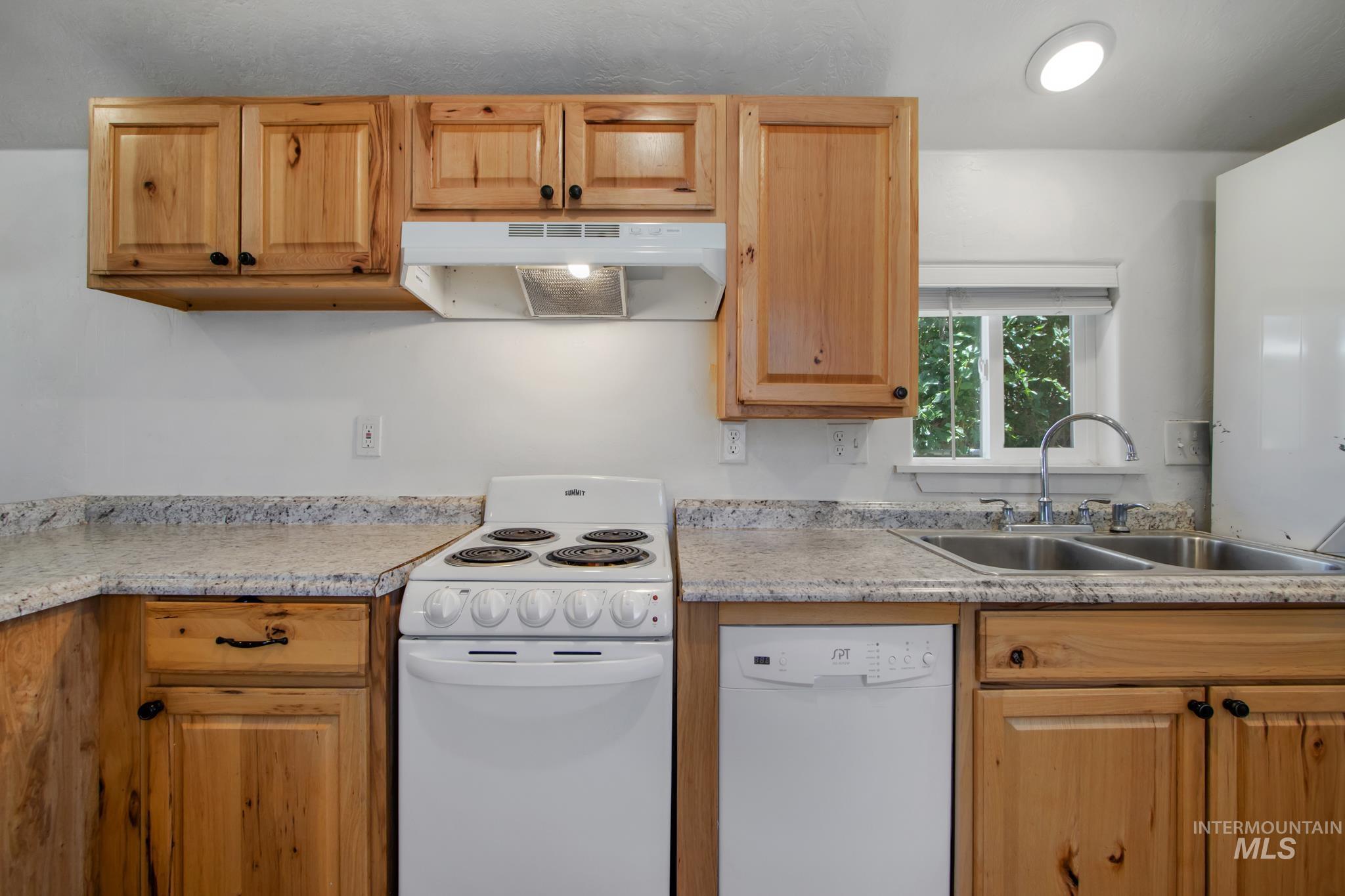 407 1st Street North Marsing, ID 83639 - Photo 7 of 16