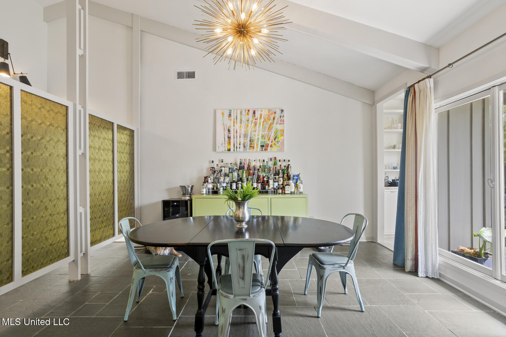 2436 Hideaway Place Jackson, MS 39211 - Photo 15 of 49 2436 Hideaway-18