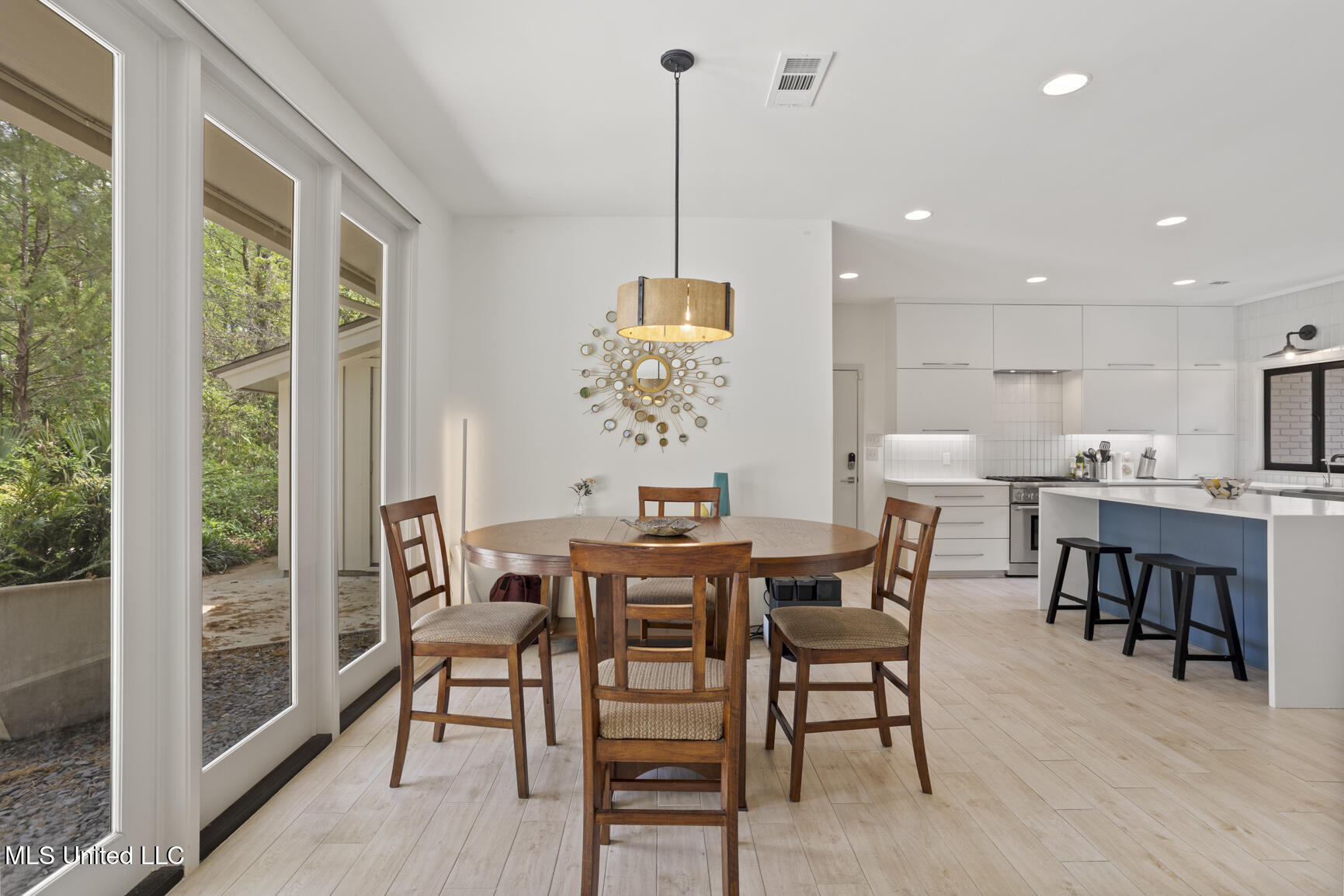 2436 Hideaway Place Jackson, MS 39211 - Photo 25 of 49 2436 Hideaway-29