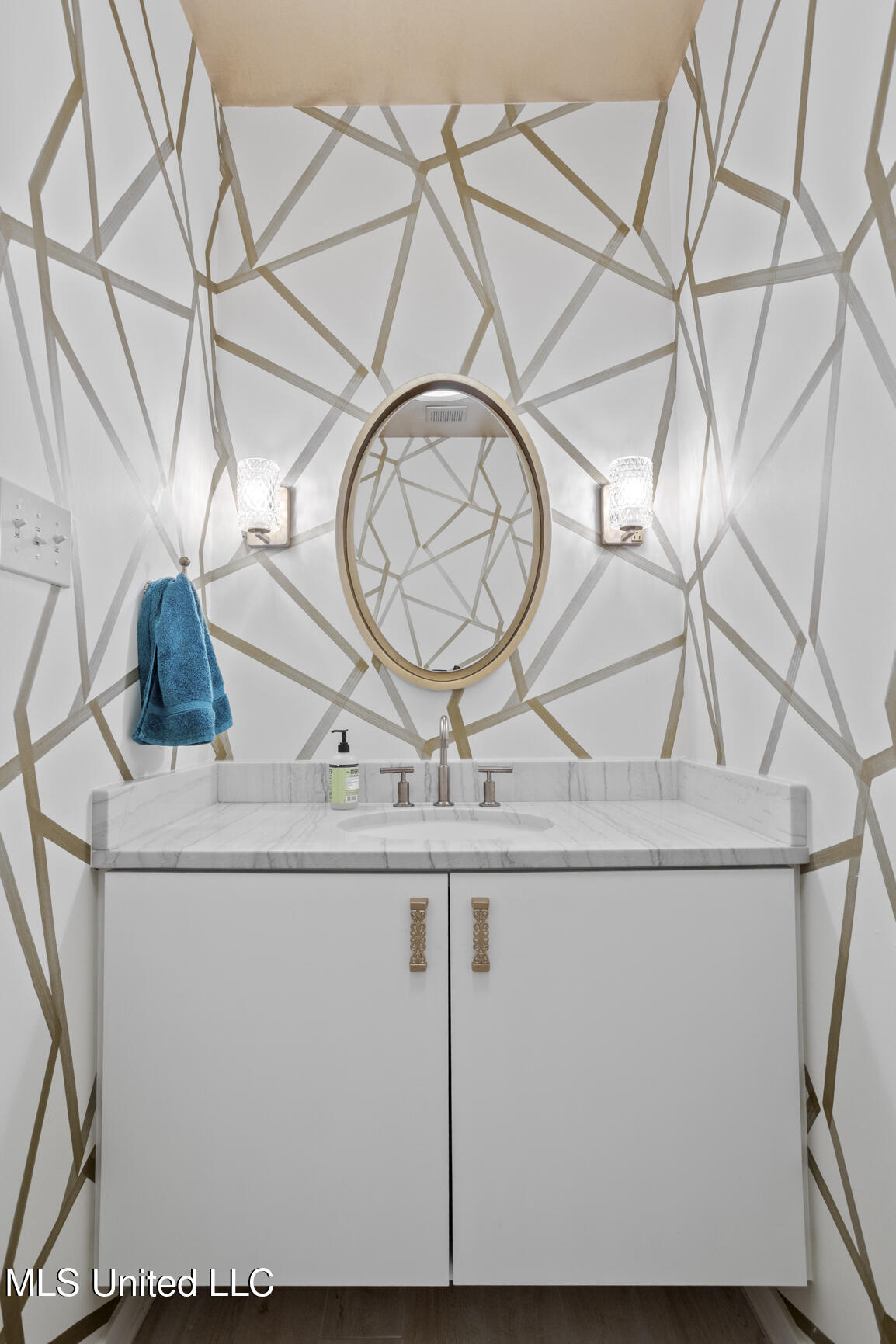 2436 Hideaway Place Jackson, MS 39211 - Photo 43 of 49 2436 Hideaway-38