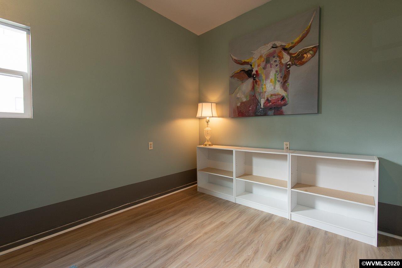 840 Southwest Maple Street Albany, OR 97321 - Photo 21 of 29 Gallery Image 21